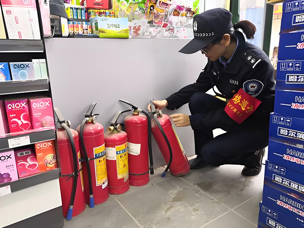 滅火器操作機構檢查